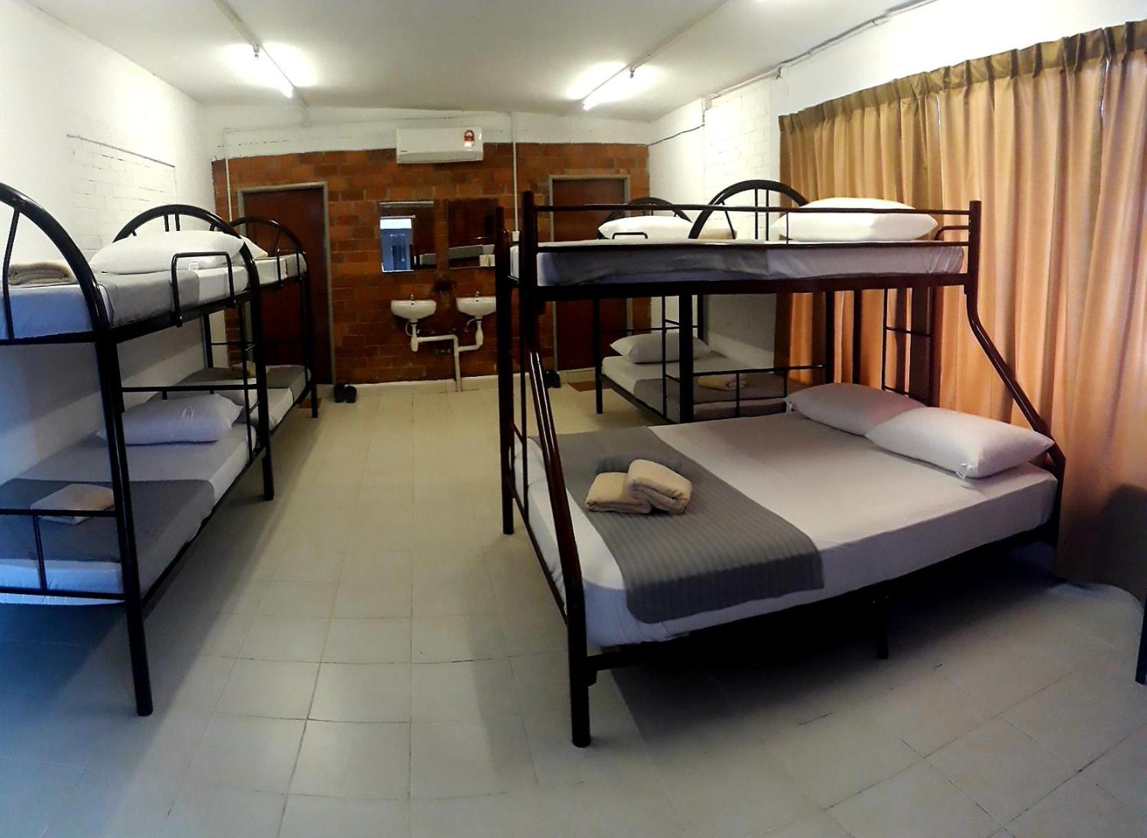 Dorm Master Albergue Padang Mat Sirat Habitación foto